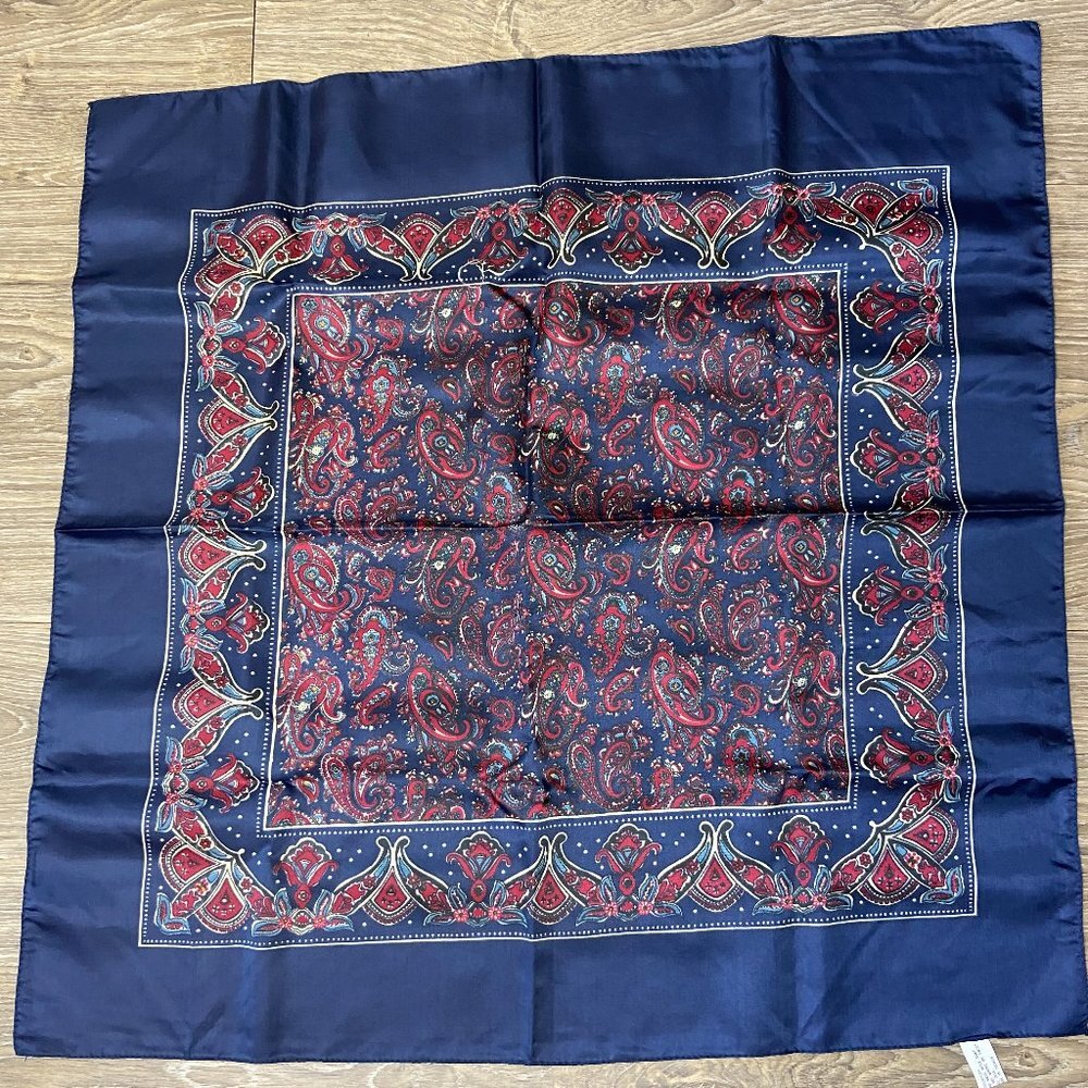 Nwot Vintage Water Repellent Navy Scarf 100 Nylon
